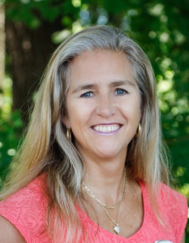 Theresa Martens-Happy to serve those who serve!!